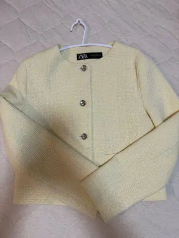 ZARA 트위드 노카라 자켓