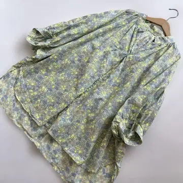 BLUE FRONCE LIBERTY 돌먼 슬리브 블라우스 리버티