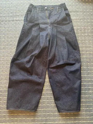 SHINYAKOZUKA ORDINARY CITY BAGGY