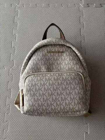 MICHAEL KORS 백팩