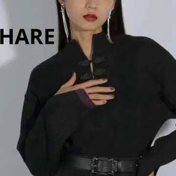 HARE 차이나 하이 핏 타이트 리브 니트