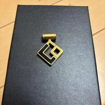 코란토테 목걸이 탑만