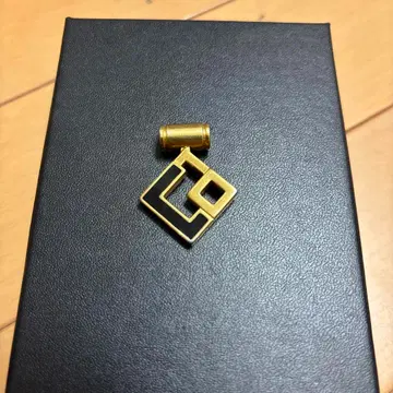 코란토테 목걸이 탑만