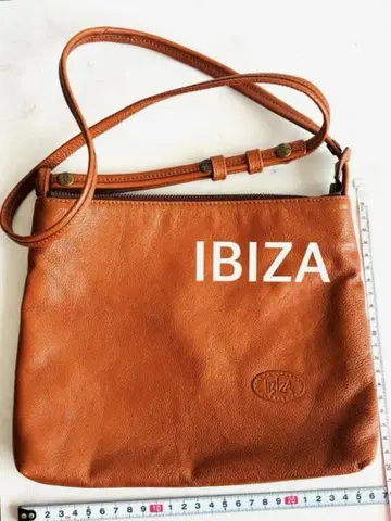 이비자 IBZA 숄더백 사코슈 주름 가죽