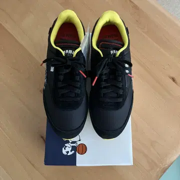 PUMA 스누피 Future Rider Peanuts 380483