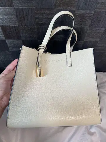 MARC JACOBS 아이보리 핸드백