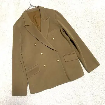 빅 사이즈 DoCLASSE 더블 자켓 골드 버튼 카멜 스트레치