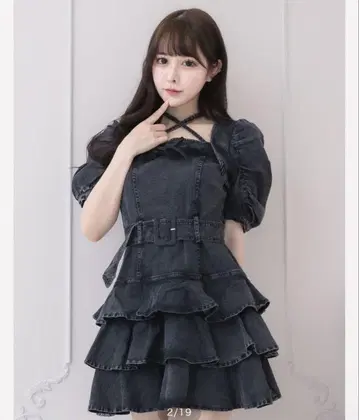 pium 티어드 프릴 미니 원피스 블랙