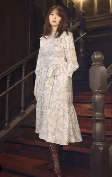 herlipto Pedicel Lace Trimmed Long Dress