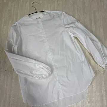 girlish St.cecilia 파프리카 블라우스 White