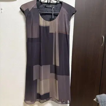 BLACK LABEL Paul Smith 무릎 기장 원피스 반팔