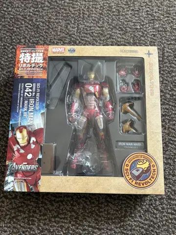 미개봉 REVOLTECH 아이언맨 마크 VII