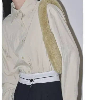 TODAYFUL 사이드턱 실키 셔츠