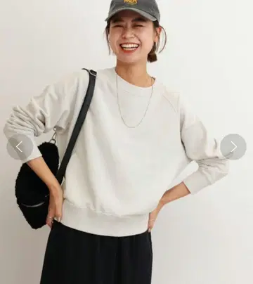 저널 스탠다드 리룸 사이드리브 컴팩트 맨투맨