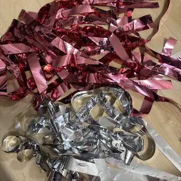 TWICE 후쿠오카 공연 은색 테이프