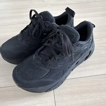 미사용 새상품 HOKA Clifton L Suede 23.5cm