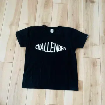 CHALLENGER 로고 티셔츠 블랙