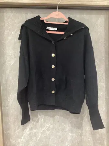 ZARA 블랙 후드 부착 가디건