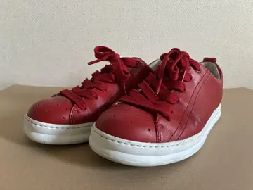 새상품급 캠퍼 레드 빨간색 가죽 스니커즈 39(25cm)