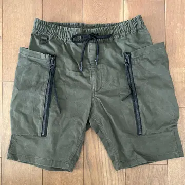 립 반 윙클 숏팬츠