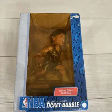 NBA Ticket-Bobble 한정판 피규어