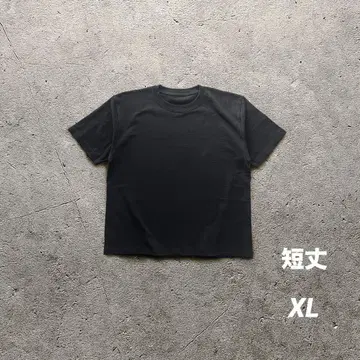 짧은 기장 컴팩트 T셔츠 스케이터 블랙 XL