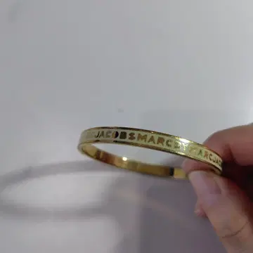 Marc by Marc Jacobs 골드 뱅글