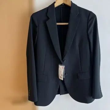 UNIQLO 블랙 테일러드 자켓 M