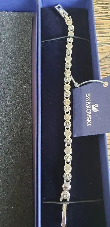 Swarovski 크리스탈 팔찌