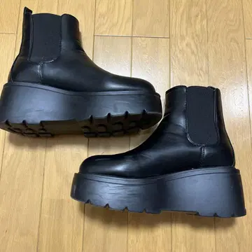 블랙 사이드 고어 플랫폼 부츠