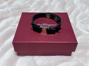 Ferragamo 페라가모 팔찌