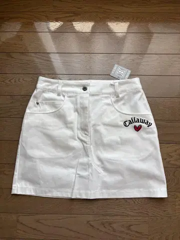 Callaway 화이트 스커트 하트 자수