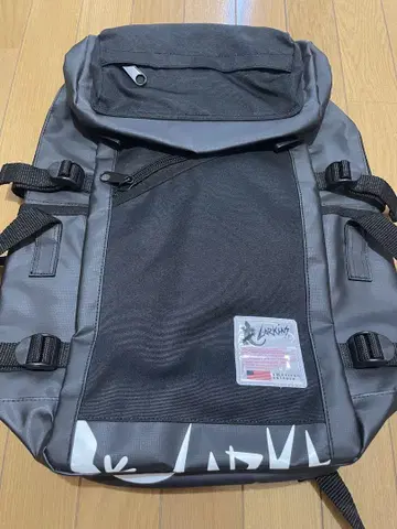 LARKINS(라킨스) 백팩
