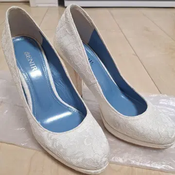 BENIR 화이트 하이힐 결혼식용