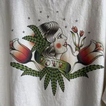 TOKYOHEMPCONNECTION 러브 T셔츠
