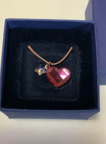 Swarovski 하트형 목걸이
