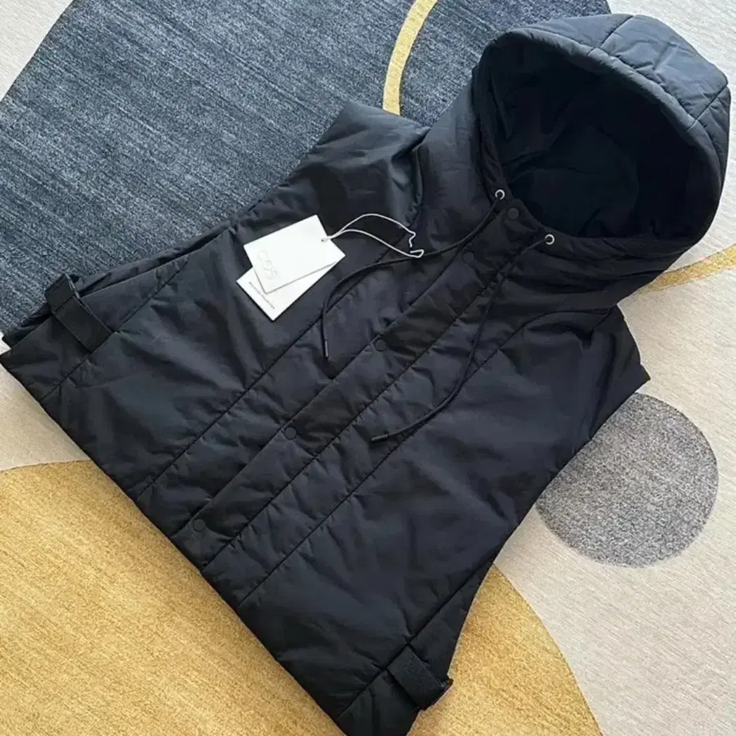 COS 코스 COS Hooded Vest Gilet #코스,#코스조끼,#코스후디베스트