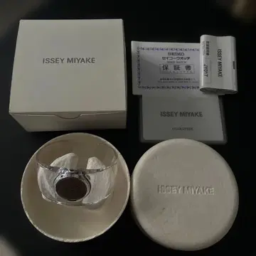이세이 미야케 세이코 손목시계