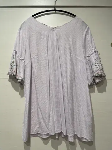자수 장식 연보라색 반소매 셔츠 로즈 티아라 42