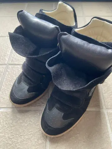 ISABEL MARANT 하이컷 스니커즈 블랙