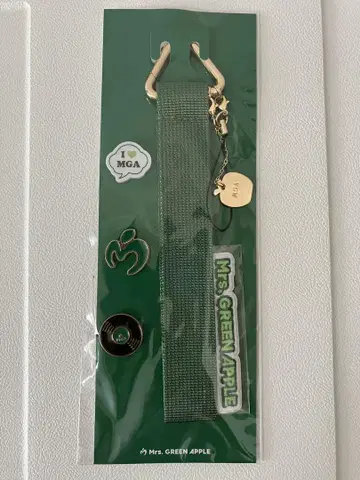 Mrs. GREEN APPLE 미세스 스트랩 키링