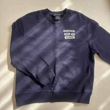 ZARA 네이비 맨투맨 LUIS VIDAL