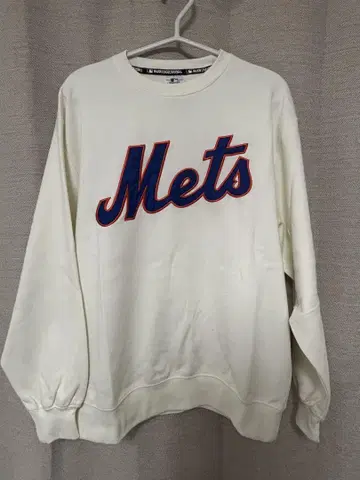MLB Mets 로고 맨투맨 L 사이즈 크림