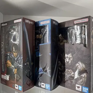 S.h.figuarts 베르세르크 갓츠 광전사의 갑옷 불사의 조드