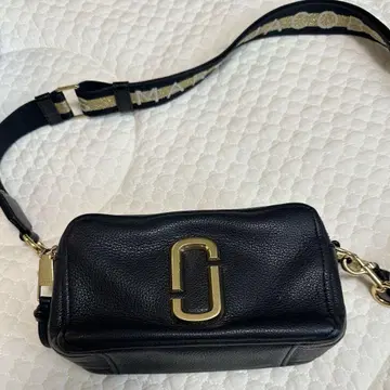 정품 Marc Jacobs 스트랩 포함