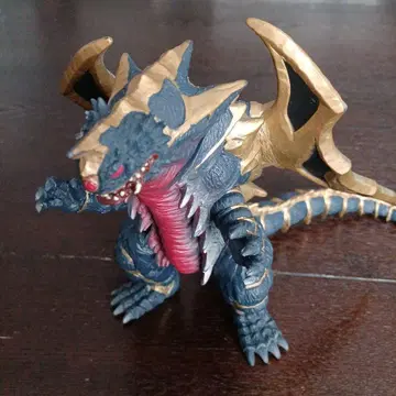 울트라맨 괴수 피규어 킹 오브 몬스터 츠부라야 프로덕션 BANDAI