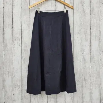 [ 어반 리서치 도어스 ] 티셔츠 플레어 스커트