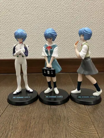 아야나미 레이 피규어 3체 세트