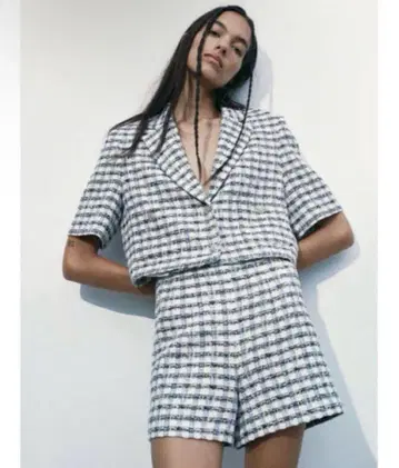 ZARA 자라 텍스처 크롭 블레이저 & 버뮤다 팬츠 셋업