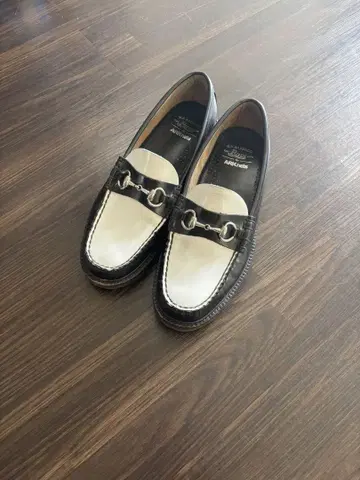 G.H.Bass 박스 있음